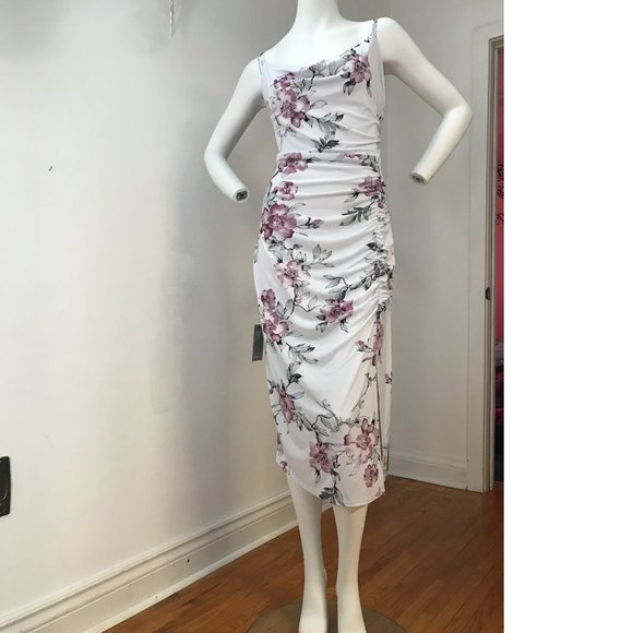 Le Chateau Drape PLUS SIZE formal floral white pink knit bodycon wedding dress - Picture 5 of 7